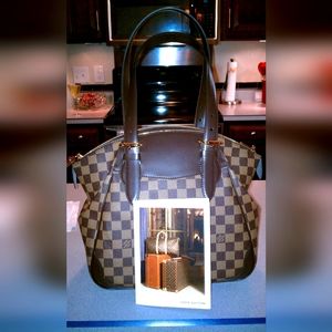 Louis Vuitton large brown checkered